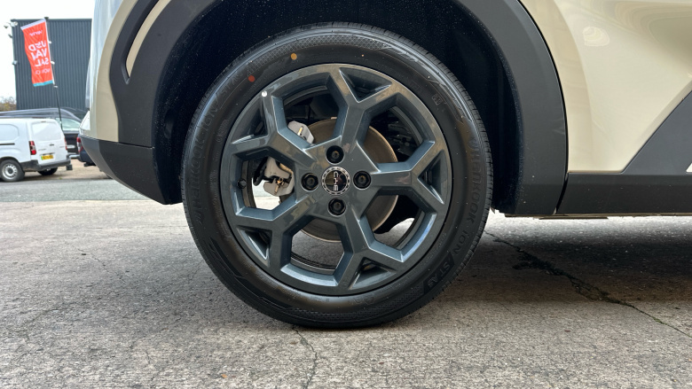 BYD Dolphin Surf 115kW Comfort 43kWh 5dr Auto Electric Hatchback